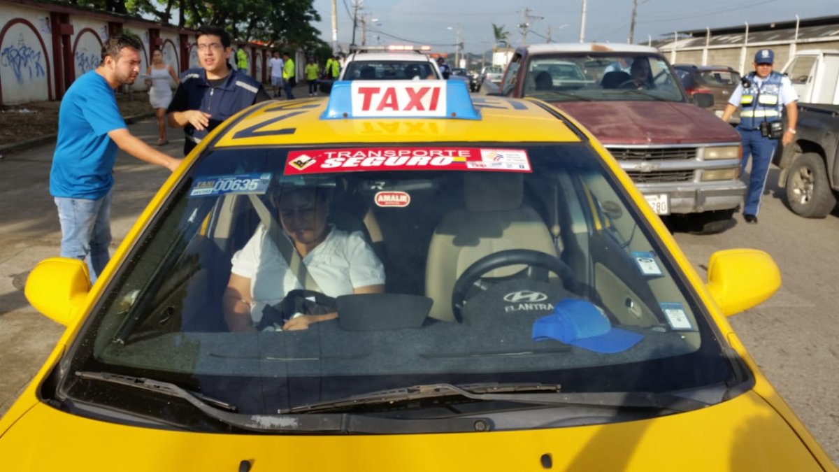 El plan de instalación de cámaras de video en las unidades de transporte, inició en el 2013.