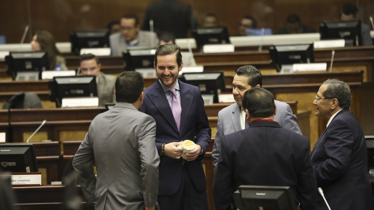 La bancada cuenta con 13 asambleístas, tras las deserciones.