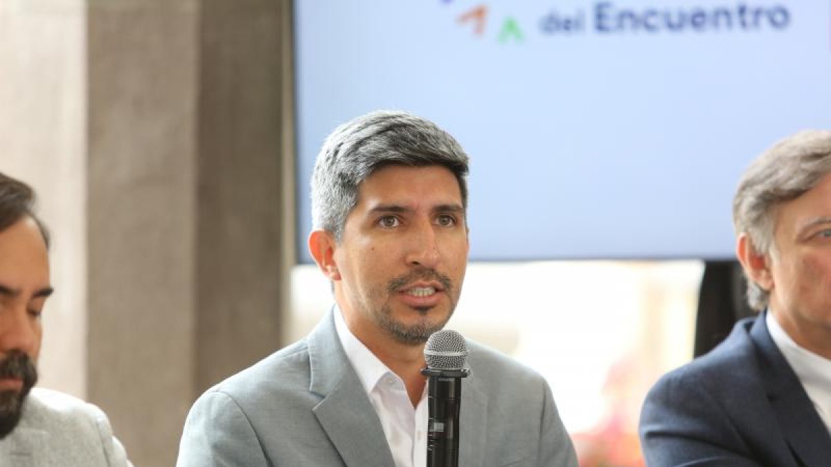 El director del SRI, Francisco Briones, en rueda de prensa en meses pasados.