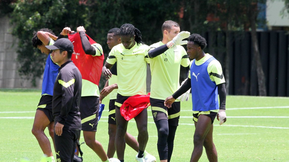 Los albos quedaron listos para el duelo en casa ante el Delfín.