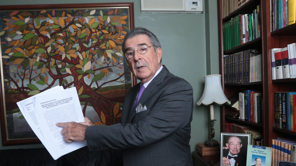 Miguel Macías es el  gerente del Estudio Jurídico Macías Hurtado y Macías C.A.