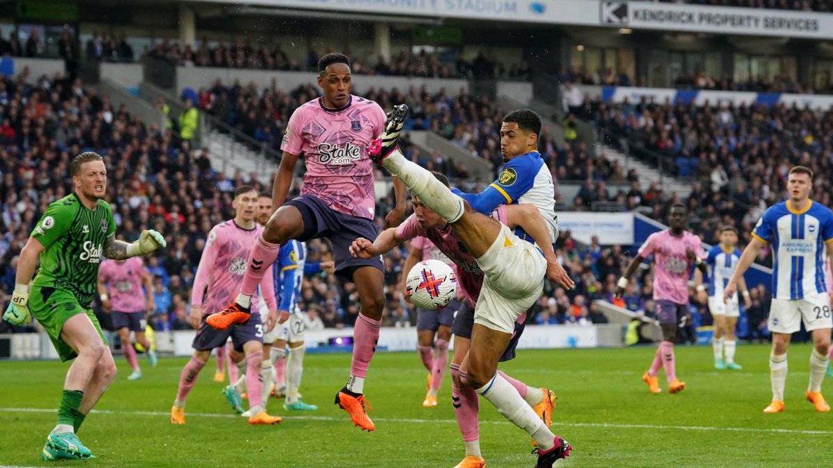 Everton celebra estos 3 puntos de oro ya que lo aleja de la zona de descenso.