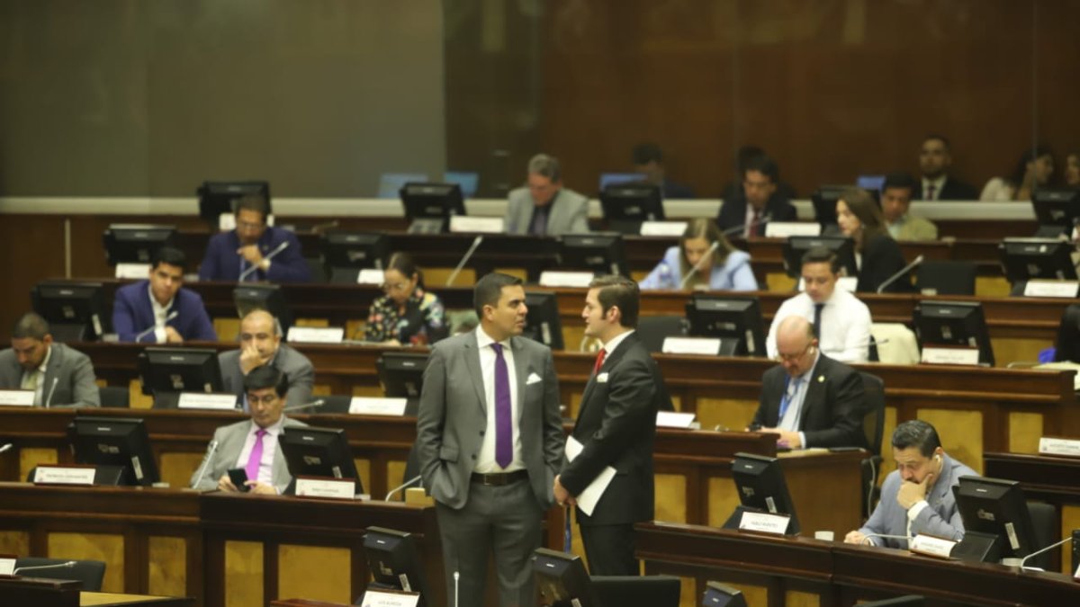 Para seguir adelante con el juicio, la oposición necesita 70 votos.