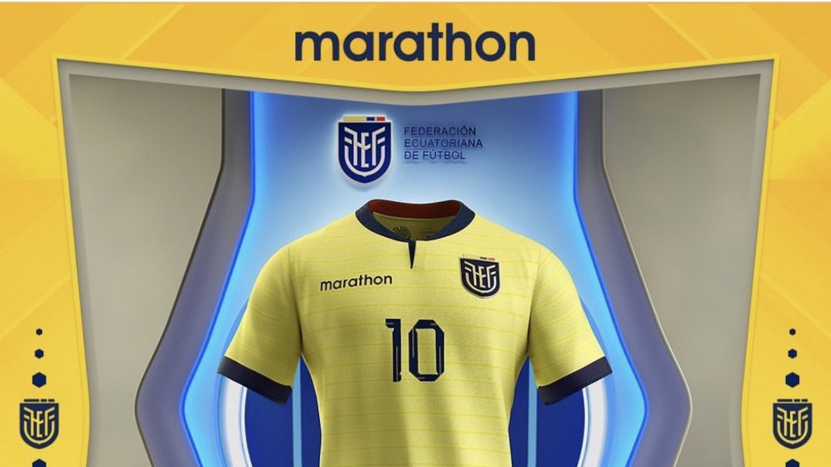 La camiseta titular con el amarillo característico de todos los años.