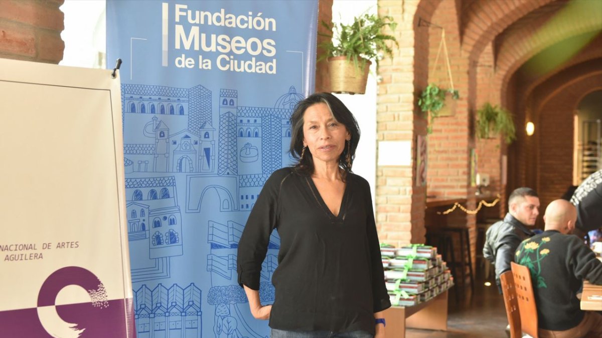 Jenny Jaramillo se consagra como la primera mujer en obtener el Premio a la Trayectoria Artística del Nuevo Premio Mariano Aguilera.