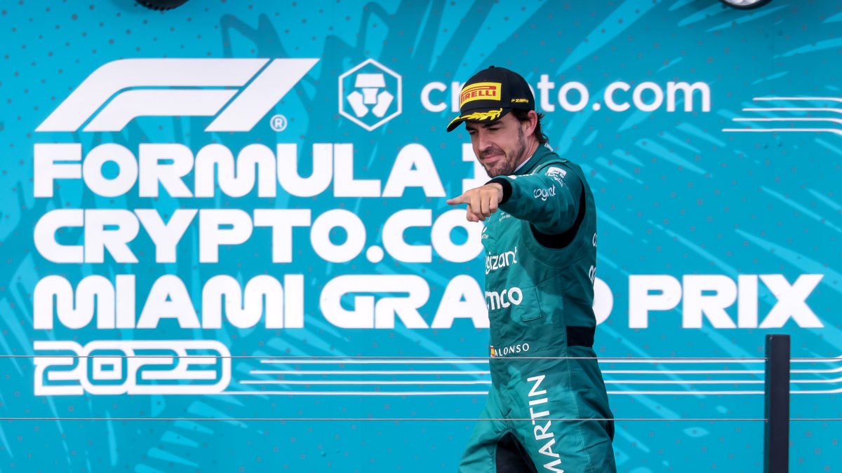 El piloto español pasa por un buen momento al no bajarse del Top 3 del Mundial.