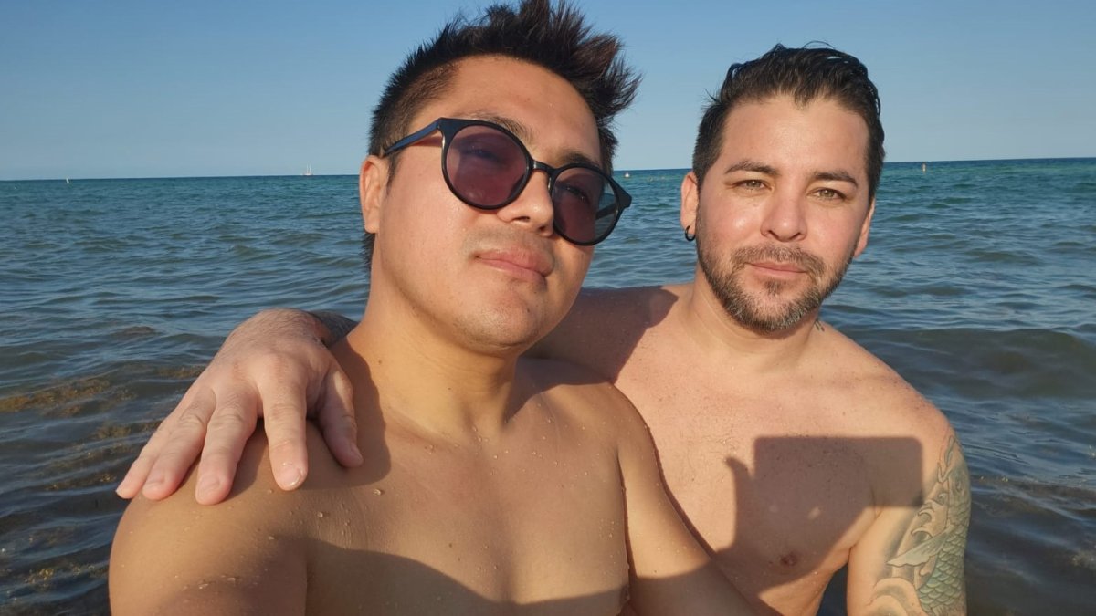 Mauricio Altamirano con Adonis.