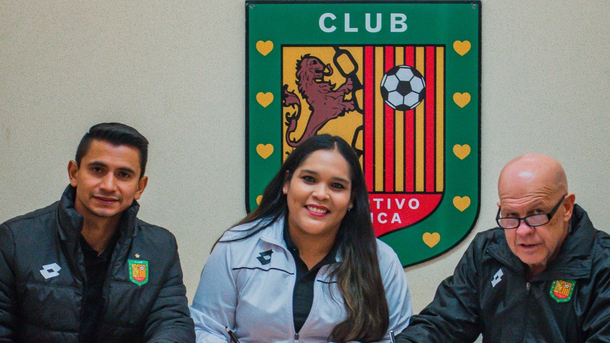 Ischia llega al club morlaco a sacarlos de la parte baja de la tabla.