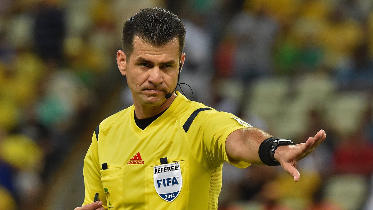 Vera pitó en el Mundial de 2014 que se disputó en Brasil y estuvo además en la final.