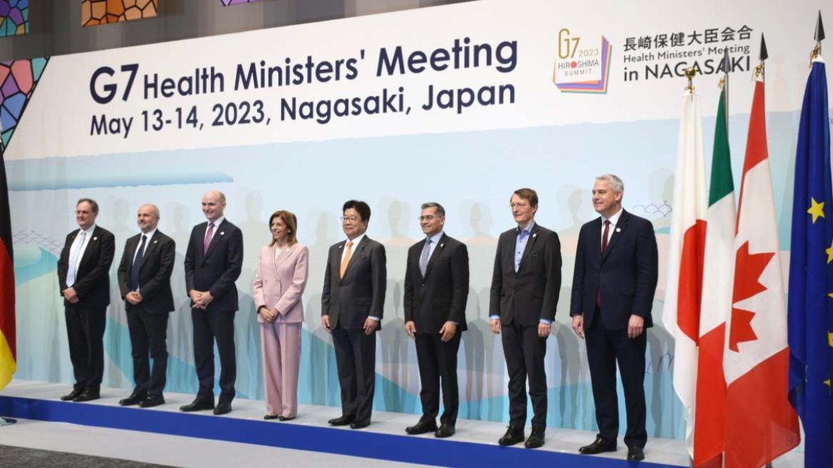 Ministros de Finanzas y gobernadores de bancos centrales analizan cambios en la normativa financiera