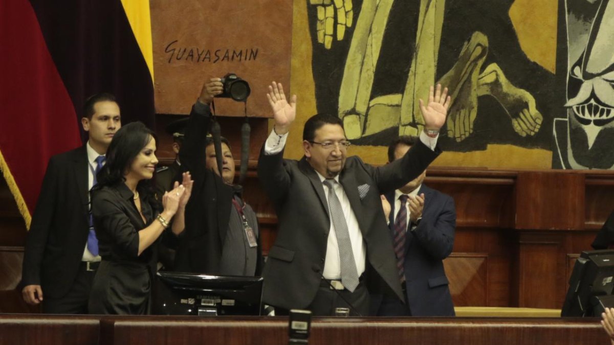 Virgilio Saquicela fue reelecto como presidente de la Asamblea Nacional.