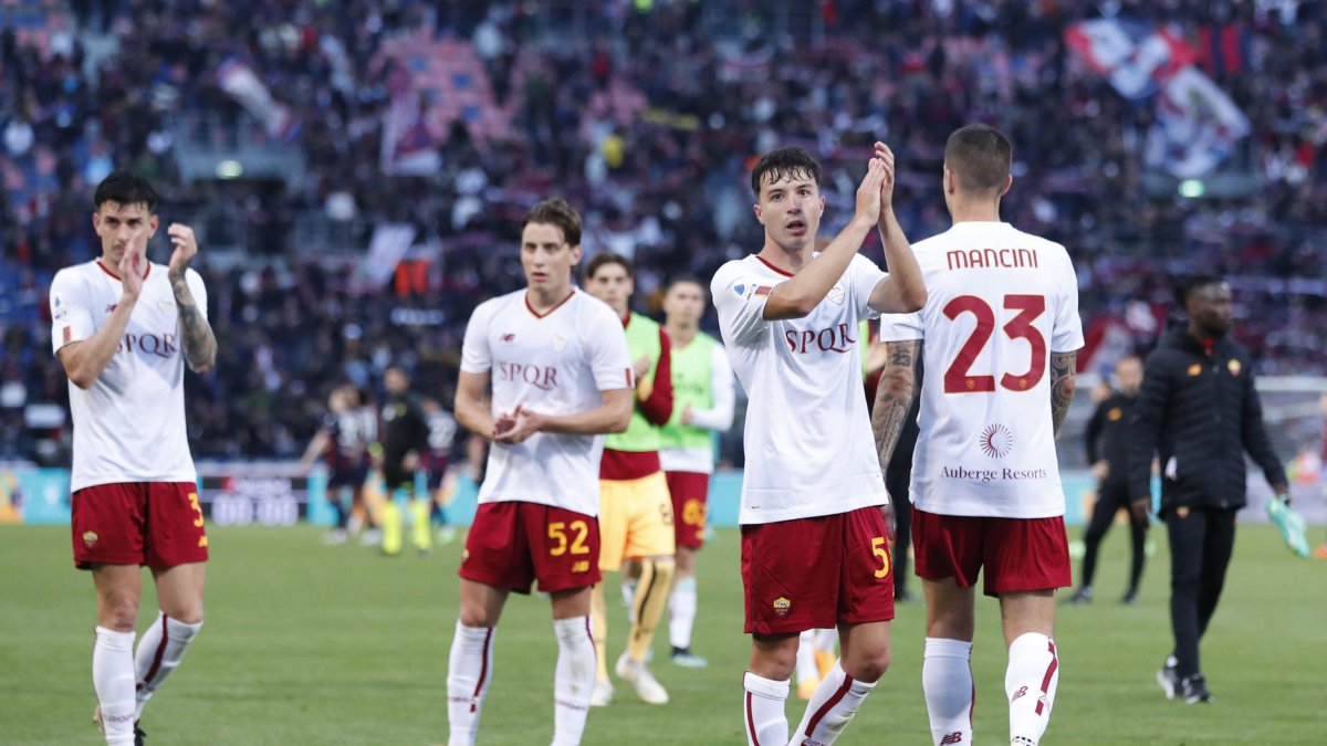 Los jugadores del Roma apenas consiguieron un empate