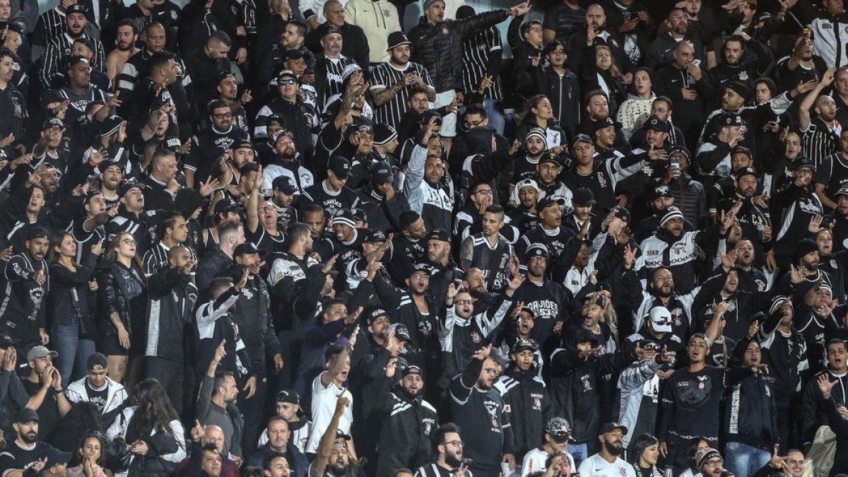 La hinchada de Corinthians podría ser sancionada.