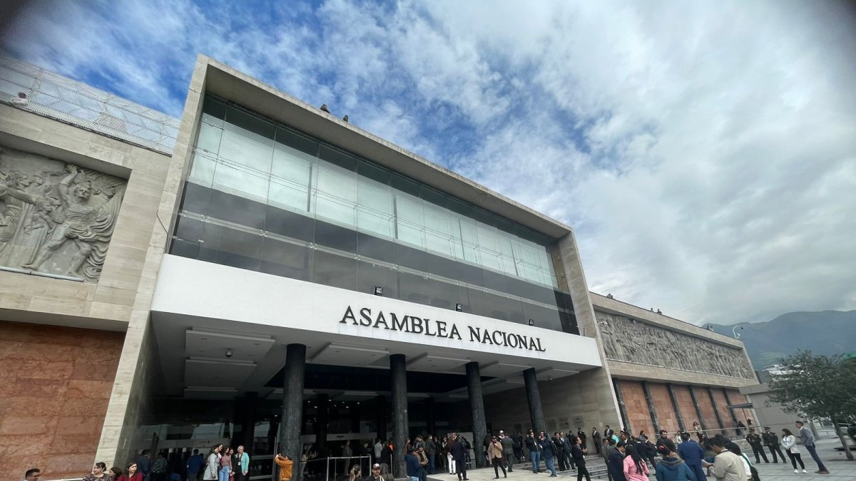 El correísmo, Construye, alianza ADN y el Partido Social Cristiano suman más de 100 asambleístas.
