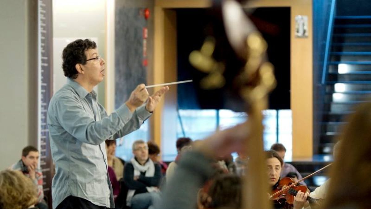 José Maria Alvarez Muñoz, en uno de sus ensayos.