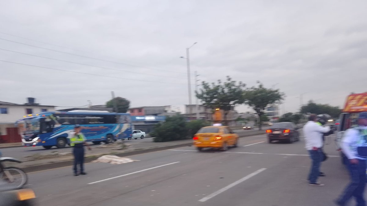 El hombre había salido minutos antes de su casa para dirigirse a trabajar.