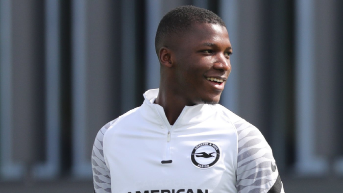 Desde su llegada a la liga inglesa, Caicedo ha demostrado una madurez y un nivel de juego impresionantes