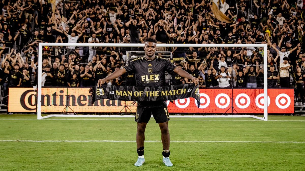 El mediocentro, que destaca en Los Angeles FC, estaría por cerrar acuerdo con el Rangers de Escocia.