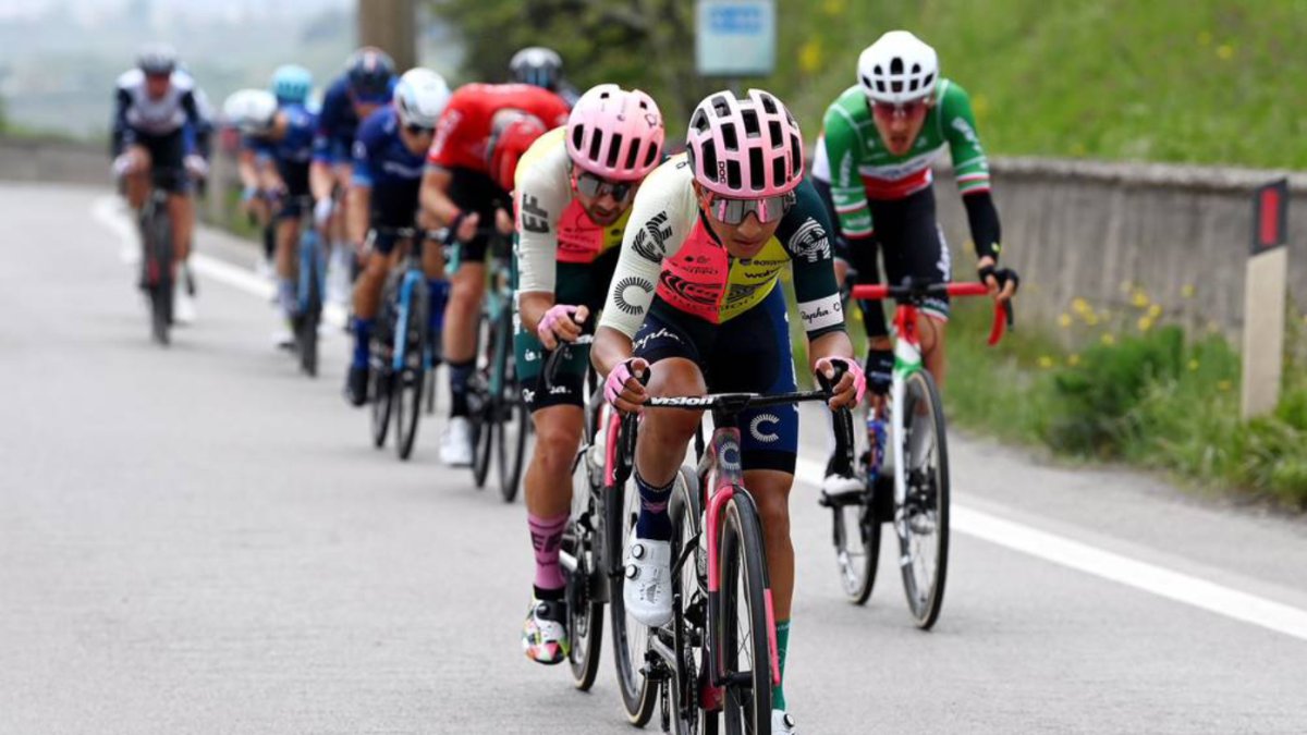 Alexander Cepeda (EF Education - EasyPost) sigue en competencia en el Giro de Italia.