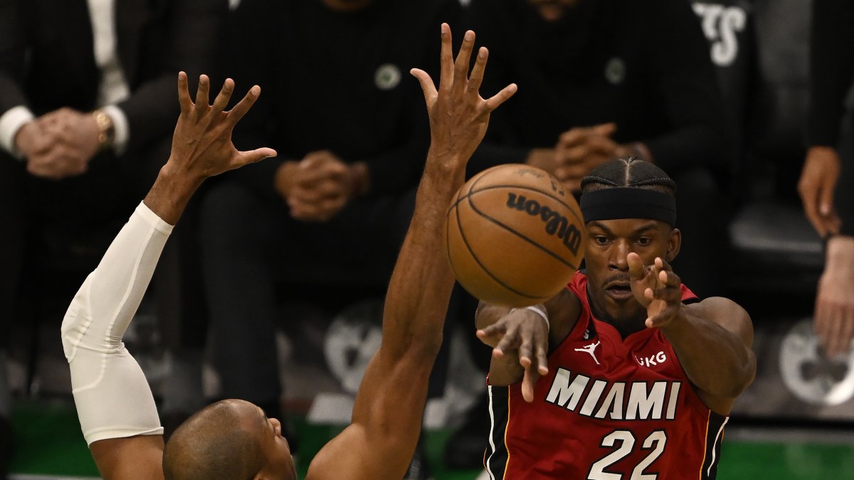Jimmy Butler resaltó que su buen nivel se da porque los Heat no ponen límites a su juego.