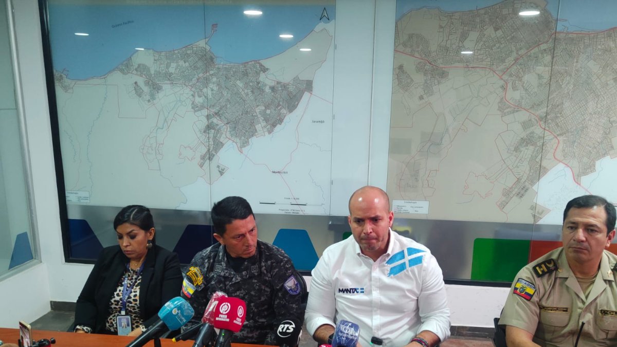 Mesa de seguridad en Manta.