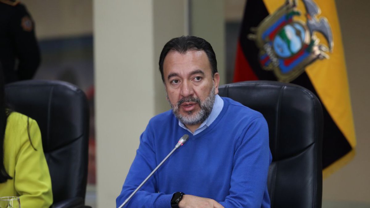 El burgomaestre conversó con la prensa sobre sus primeras acciones