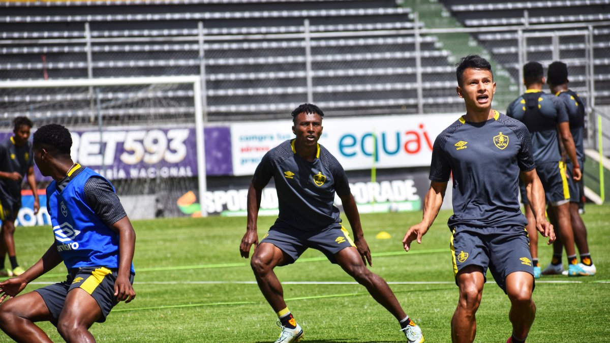 Los orientales quedaron listos para medir al Ponchito en el estadio de Echaleche.