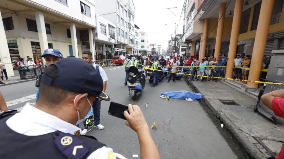 El suceso está siendo investigado. El otro conductor implicado fue retenido para investigaciones.