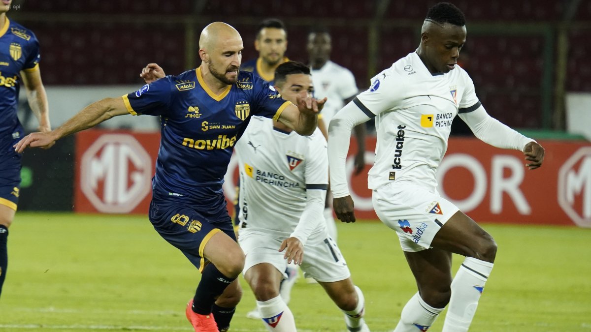 Liga de Quito espera repetir la victoria ante Magallanes, esta vez en Chile.