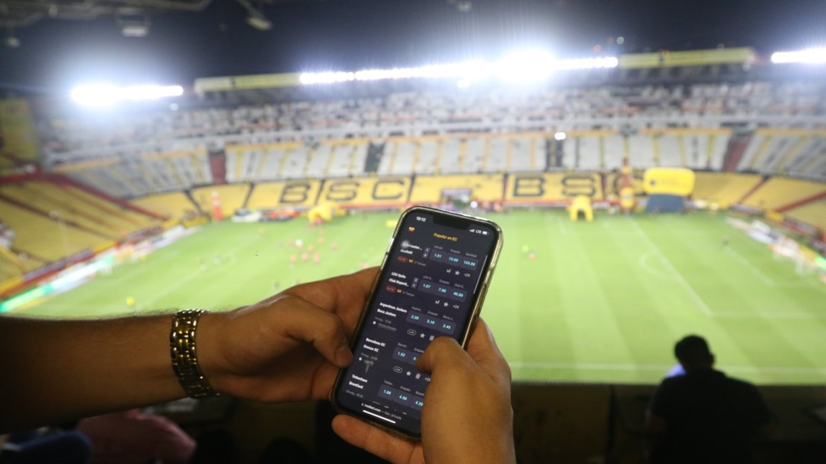 Operadoras de pronósticos deportivos deberán reportar información a la UAFE: se emitió resolución