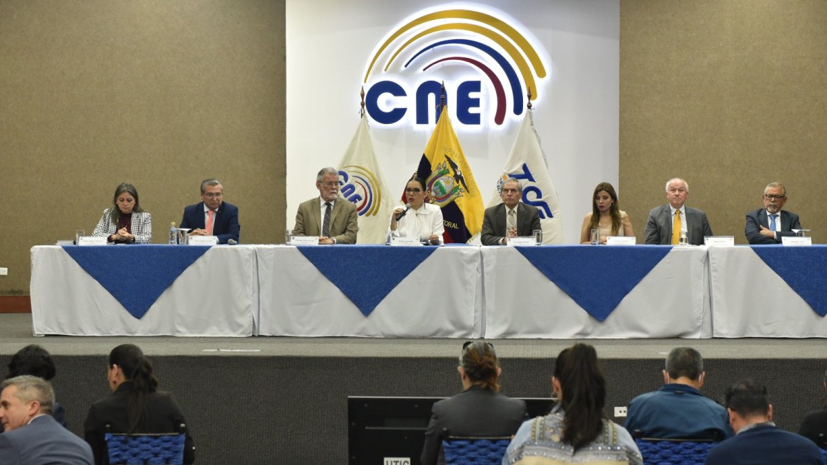 Democracia. Solo siete días durará la campaña, incluyendo los debates. El 20 de agosto será la primera vuelta, segúnel CNE.