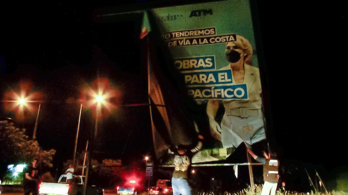 Hecho. El retiro de estos elementos se dio la noche del 22 de mayo de 2023.