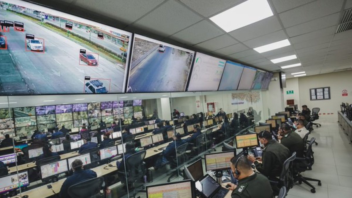 Imagen de la sala de operaciones de la Corporación para la Seguridad Ciudadana de Guayaquil (CSCG).