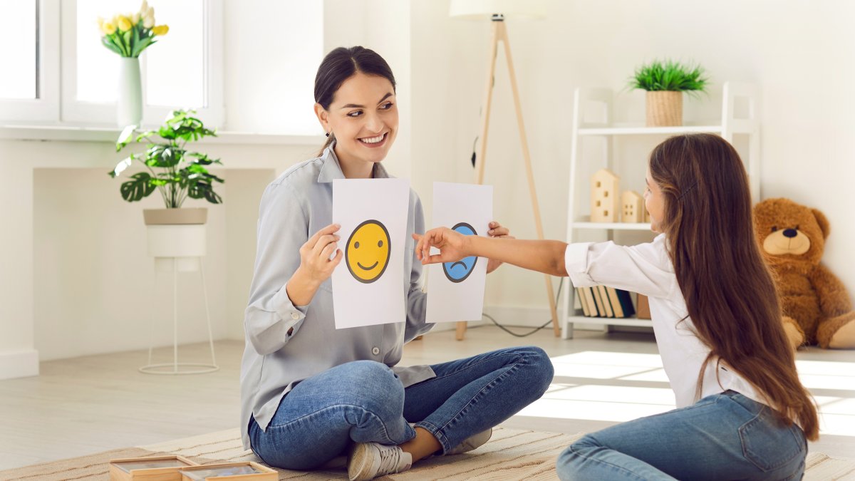 No tiene por qué esperar a que su hijo sea adulto para que empiece a regular sus emociones.