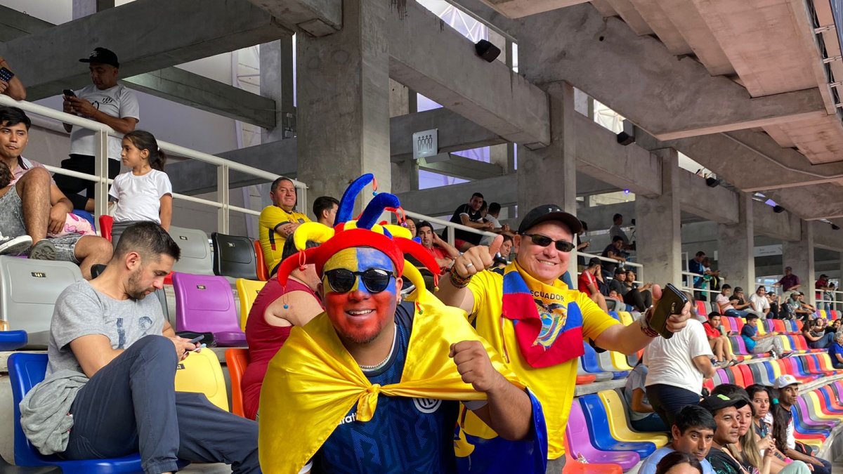 La mini-Tri selló su clasificación a Octavos de final.