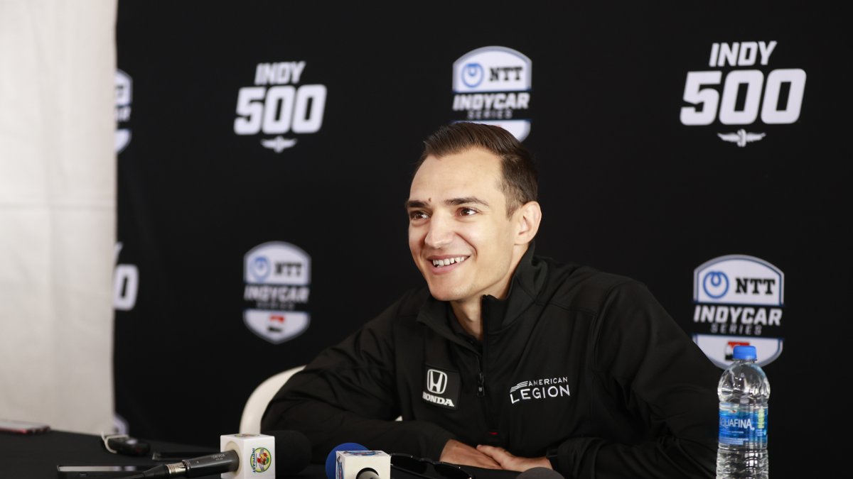 El piloto español Alex Palou, de la escuadra Chip Ganassi Racing, ganó la pole y saldrá primero en la competencia.