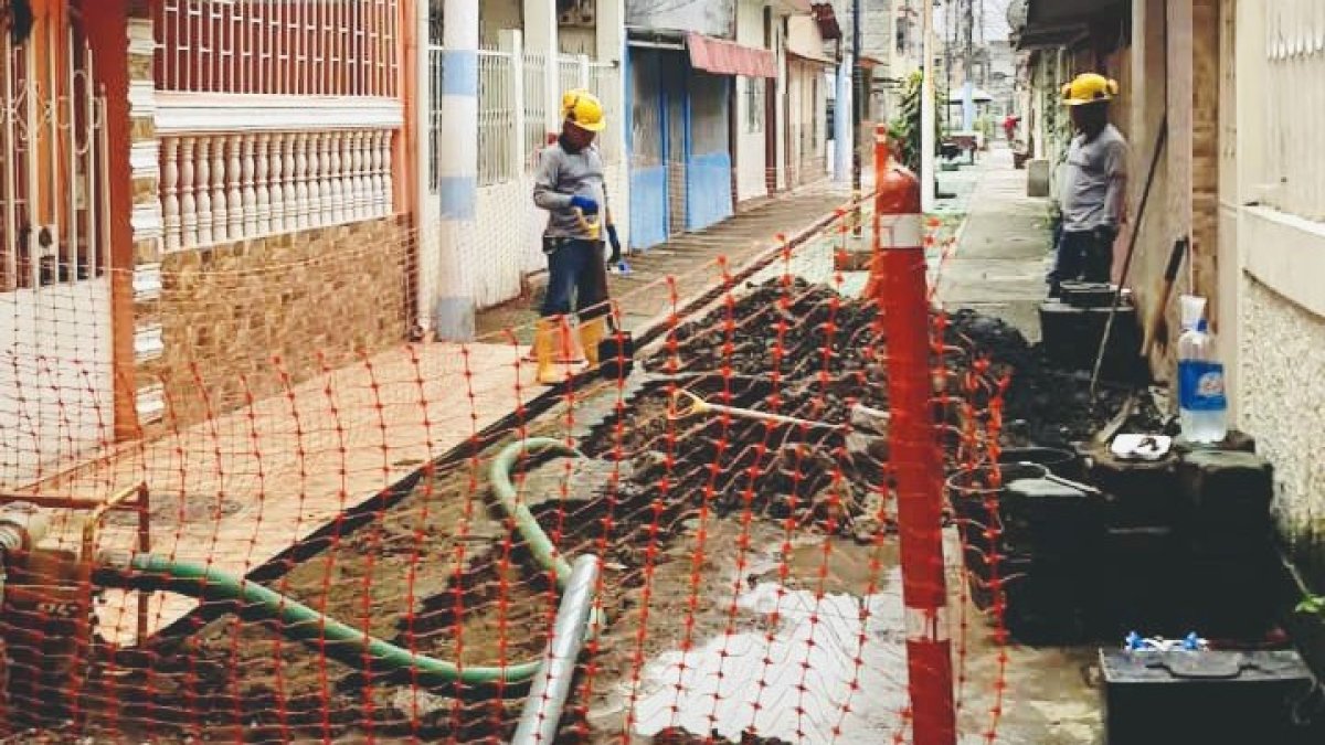 La ciudadanía dice estar cansado de que todas las semana haya algún tipo de problema con el agua.