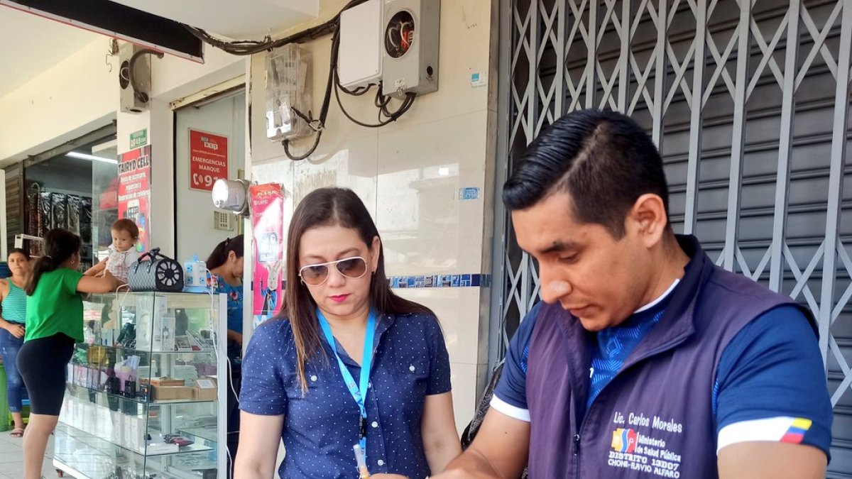 Brigadas. Actualmente en Ecuador se manejan jornadas de vacunación.