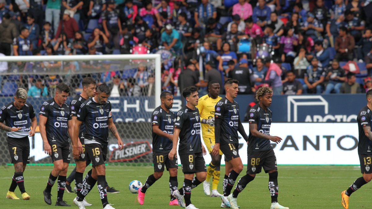 Los rayados salieron frustrados tras perder por 3-2 ante Liga de Quito.