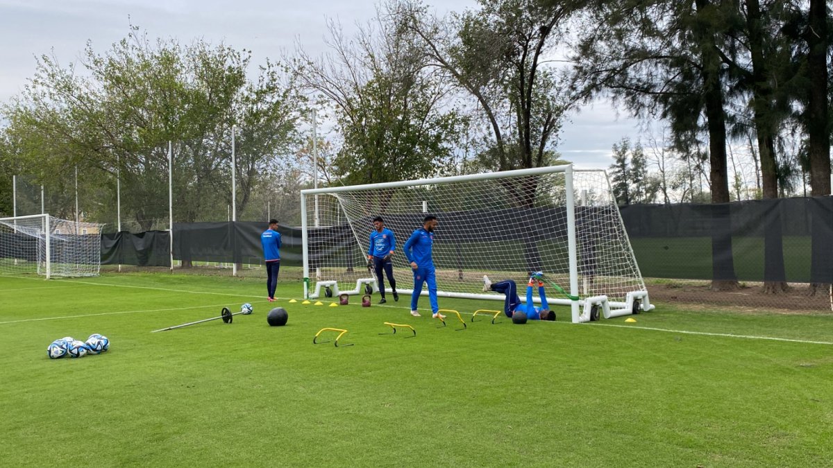 La Mini-Tri empezó con los trabajos físicos para medir a Corea del Sur.