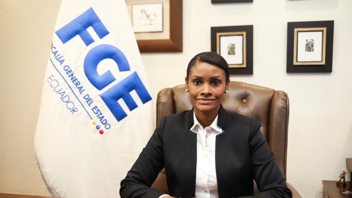 Diana Salazar ha manifestado que de ser suspendida se estarían atribuyendo las funciones de la Asamblea.