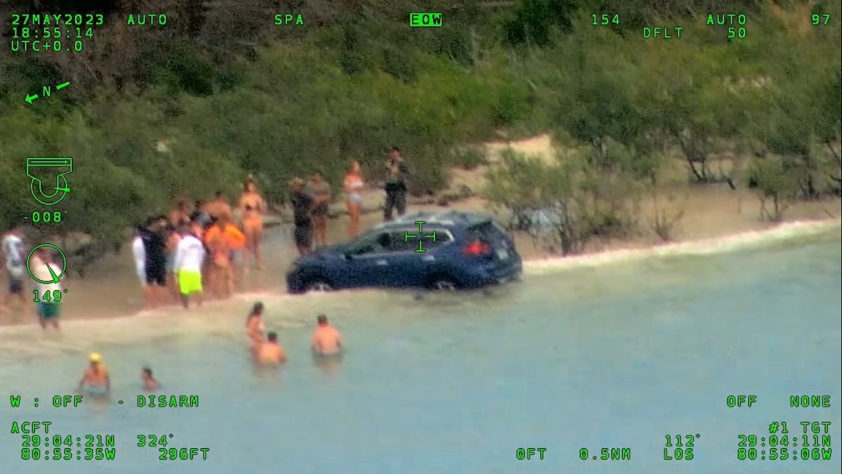 Sarah Ramsammy conducía el auto en la orilla del balneario mientras algunas familias se encontraban allí.