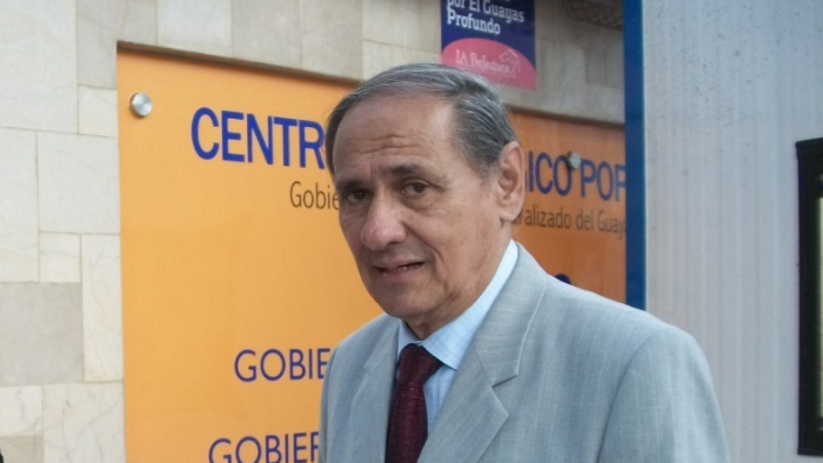 'Piquito' tuvo una larga trayectoria tras los micrófonos