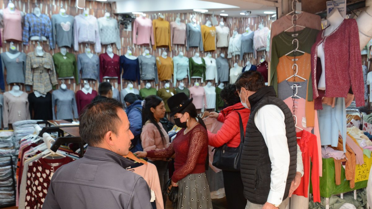 Quito.- Uno de los negocios comerciales en la capital de Ecuador.