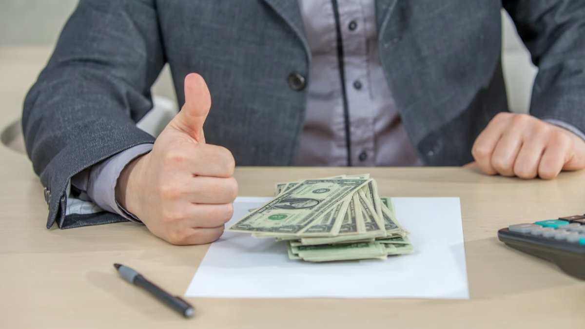 El 27,66% de las personas ha registrado atrasos en el pago de sus deudas, de enero a marzo de 2023.