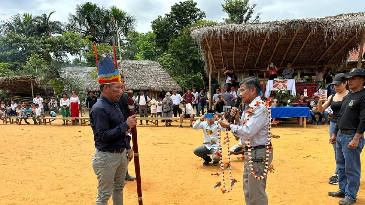 Acto. En la asamblea participan los sabios, que eligen a las autoridades.