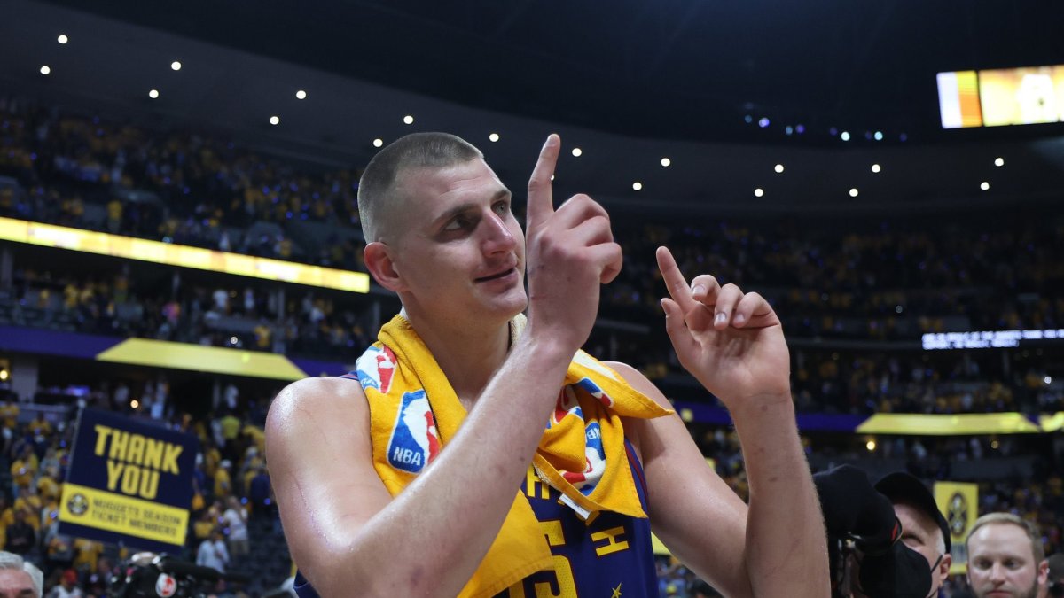 Jokic se convirtió en el debutante con más asistencias en finales de NBA, con 14.