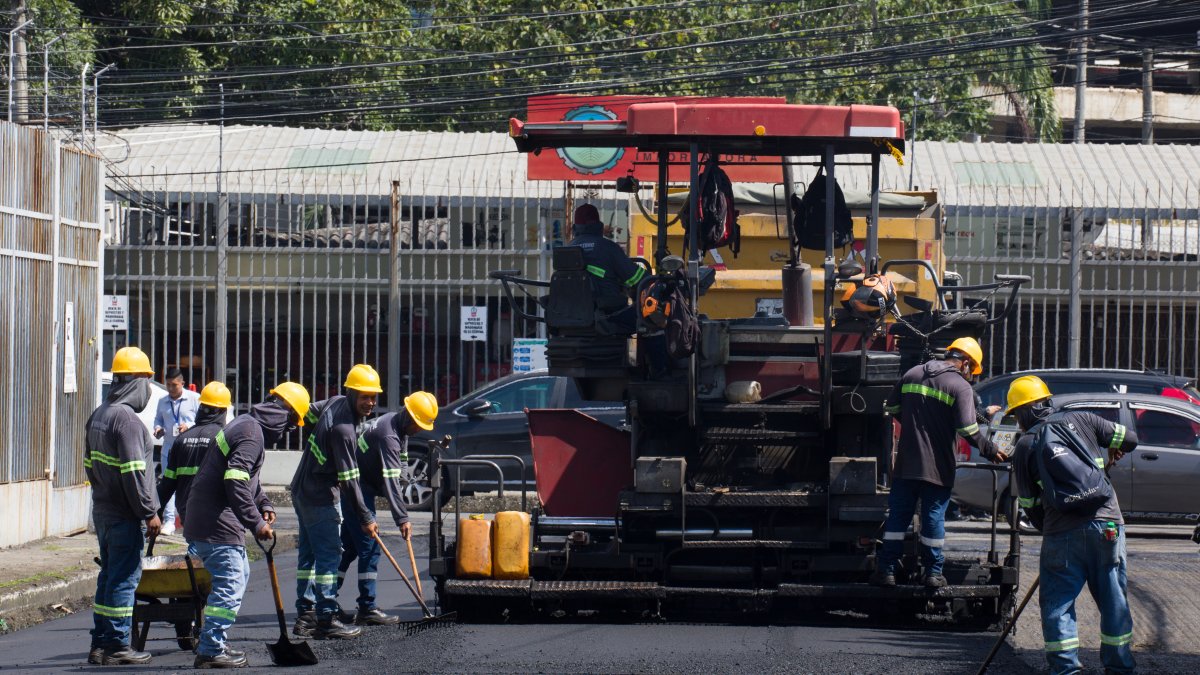 Desde el 22 de mayo pasado el Cabildo inició un programa de mejoramiento vial en diferentes sectores de la ciudad.