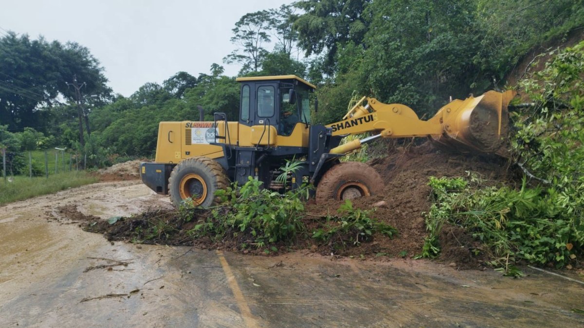 Movilidad. El personal de la prefectura realizó la limpieza.