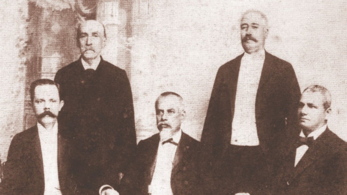 1985 trajo consigo la Revolución Liberal, un proceso lleno de muchos cambios positivos para los ecuatorianos.